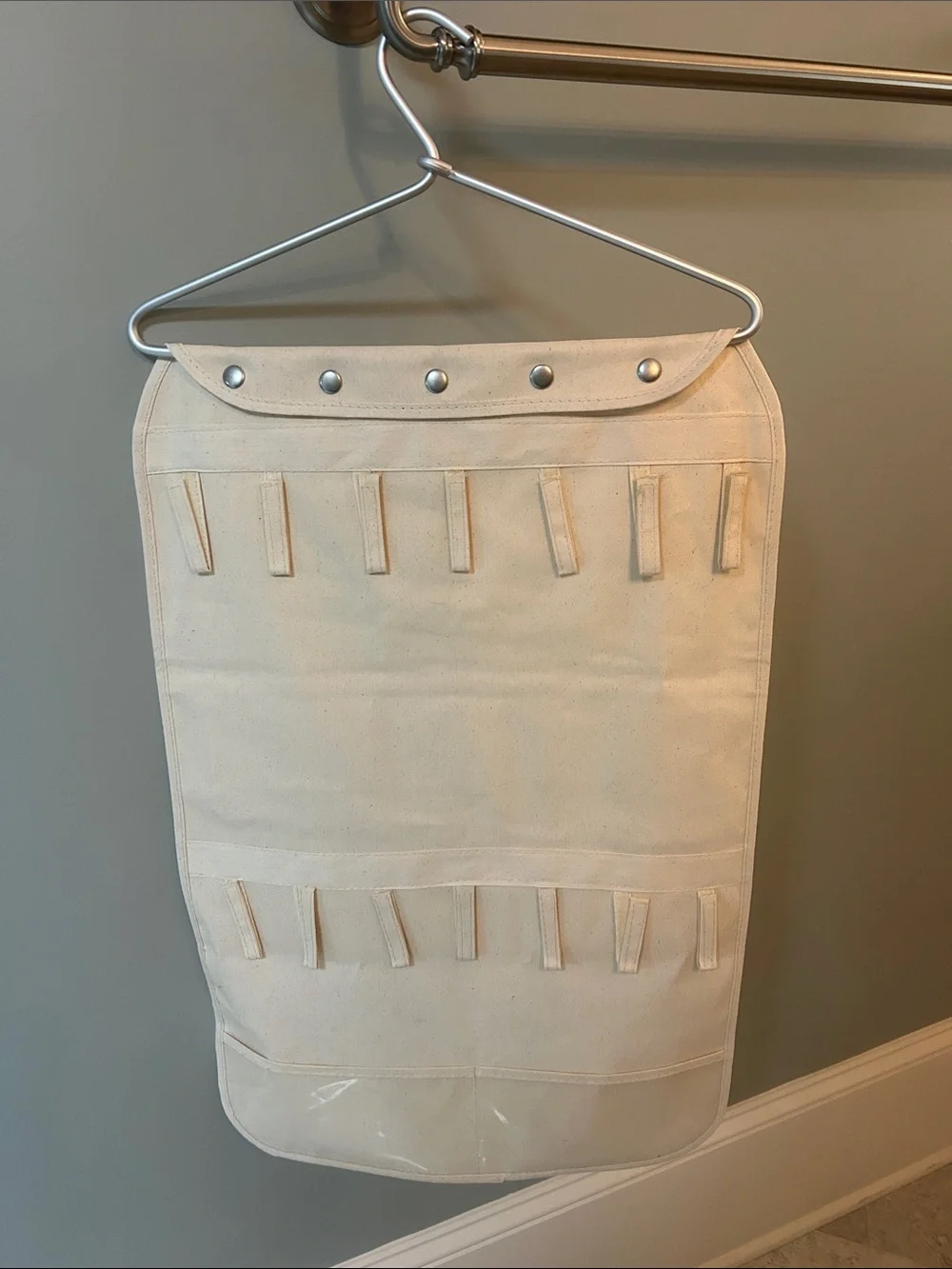 Jewelry organizer